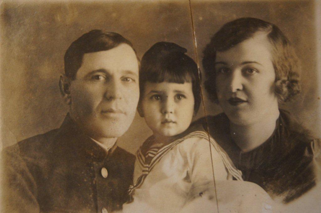 Семья Афанасия Дерканосова