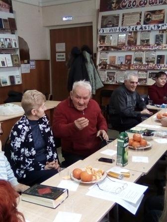 В районной библиотеке состоялось заседание поэтического клуба «Серебряные струны»