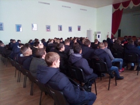 Центральная районная библиотека провела выездное заседание клуба «Я - гражданин» 