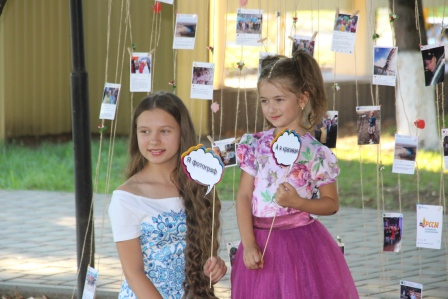 В Тбилисской прошел фотоконкурс «Живи ярко»