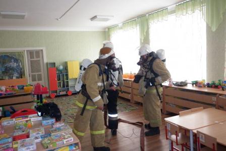 В детском саду «Наше счастье» прошло занятие по пожарной безопасности