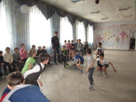 В Нововладимирской состоялась конкурсная программа «Вперед, мальчишки»