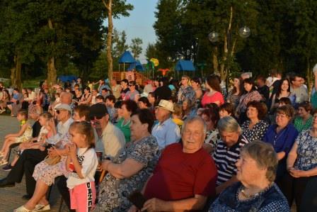 Праздничное мероприятие, посвященное Дню семьи, любви и верности