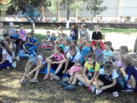 На районном празднике детская библиотека провела литературно-игровую программу для школьников 