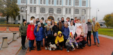 Тбилисские школьники отправились в Санкт-Петербург