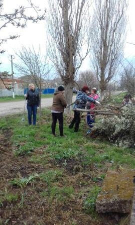 1000 тбилисцев приняли участие во Всекубанском субботнике