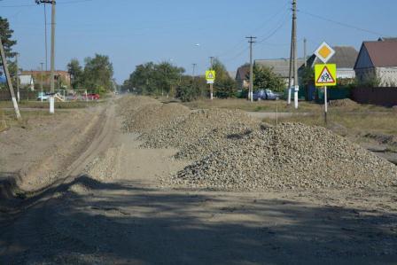 В Ванновском поселении ремонтируют дороги