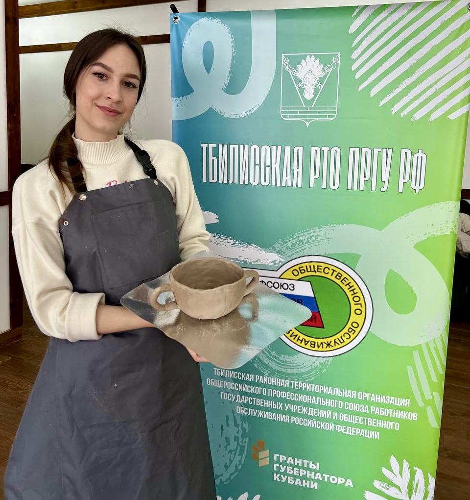 Состоялся очередной мастер-класс по лепке из глины!