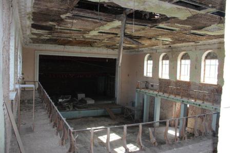 В Северокубанском Доме культуры ремонтируют актовый и спортивный залы