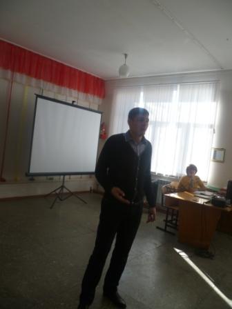 В Тбилисском районе продолжает свою работу мобильно-консультативный пункт «Твой выбор»