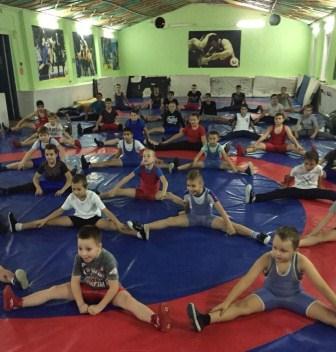 «Зарядку с чемпионом» провели для воспитанников клуба «Ратибор»