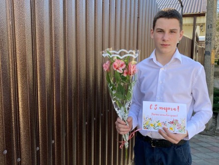 В Тбилисском районе ветеранов поздравили с 8 марта