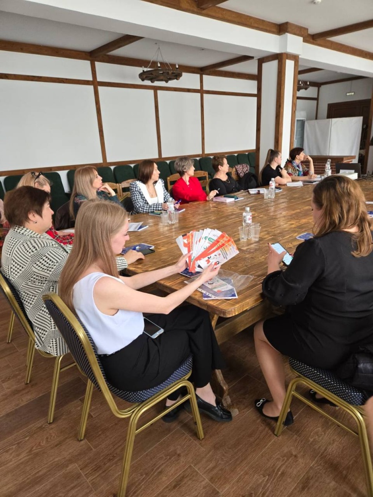 С трудовыми коллективами Тбилисского района проведены беседы о программе долгосрочных сбережений