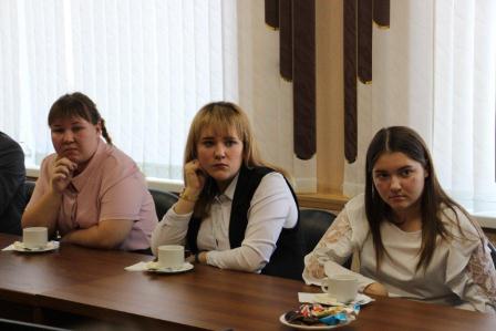 Глава Тбилисского района встретился с президентами школ