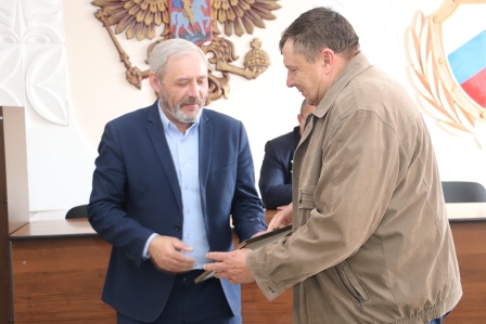 В Тбилисском районе поздравили ветеранов органов внутренних дел и внутренних войск