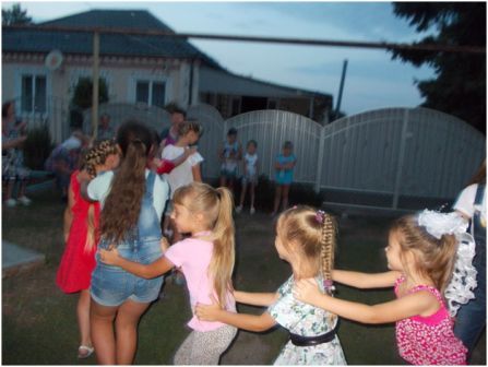 В Нововладимирской состоялся праздник на улице Казачьей 