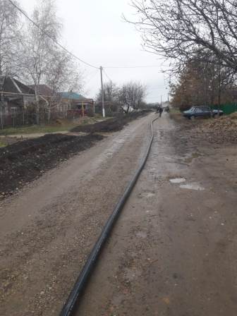 В Ловлинской на улице Партизанской продолжается замена водопровода