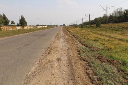 В Тбилисской прогрейдировали обочину дороги