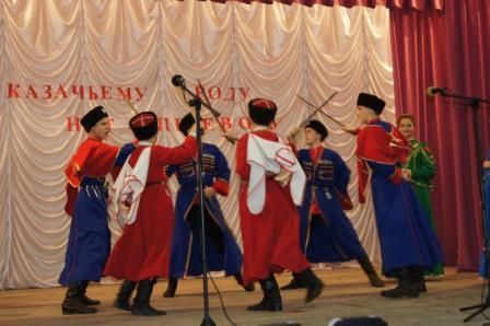 Муниципальный этап краевого фестиваля «Казачьему роду нет переводу»