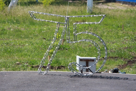 В поселке Первомайском завершается благоустройство нового сквера