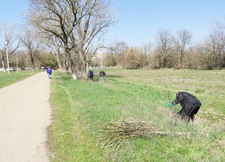 В преддверии Пасхи в районе прошел еще один субботник