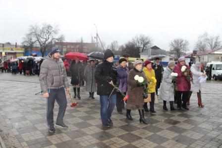 Митинг, посвященный дню памяти погибших в вооруженных конфликтах в Чеченской республике