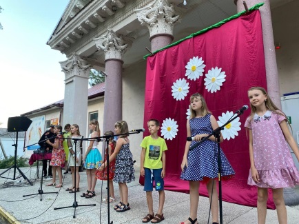 Праздничный концерт, посвященный «Дню семьи, любви и верности»