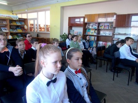 В детской библиотеке начались семейные праздники, посвященные Дню Матери