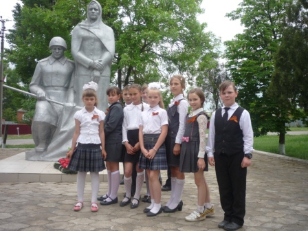 На территории Тбилисского района прошел автопробег «Вахта памяти»