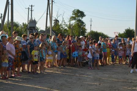 В хуторе Северокубанском открылись спортивная и детская площадки