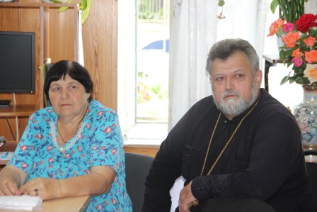 В читальном зале центральной районной библиотеки состоялась презентация сборника «Люди, спешите делать добро». 