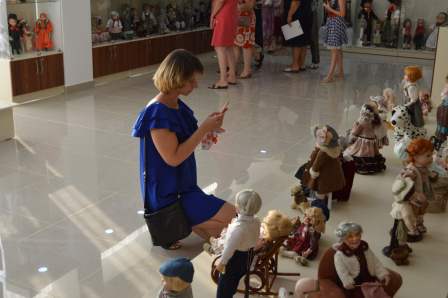 В тбилисском музее открылась выставка кукол