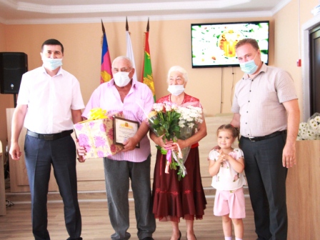 День семьи, любви и верности отмечают в Тбилисском районе