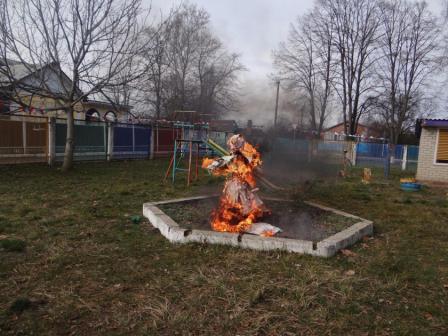 В детских садах Тбилисского района празднуют Масленицу