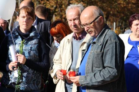 В Тбилисской прошел траурный митинг в память о погибших в Керчи