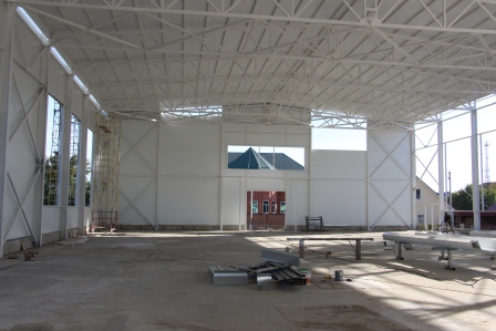 В Тбилисской продолжается строительство малобюджетного спортивного комплекса