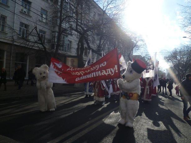 Массовое нашествие Дедов Морозов