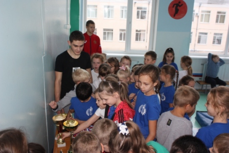 Тематической акцией в пятой школе отметили День отказа от курения