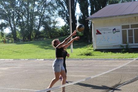 Школьники Тбилисского района принимают участие в многодневном туристическом походе