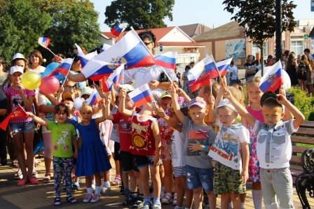 День российского флага отметили в Тбилисской