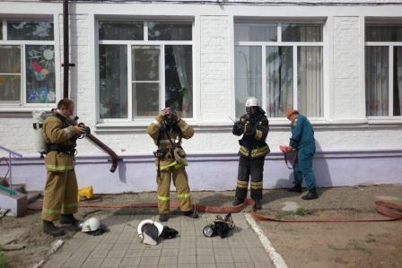 В детском саду «Наше счастье» прошло занятие по пожарной безопасности