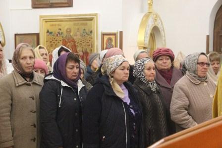 В храме Андрея Первозванного отмечают престольный праздник