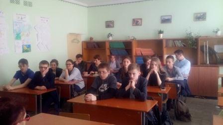 Покорителям космоса посвящается