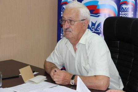 Депутат Госдумы провел рабочий день в Тбилисском районе