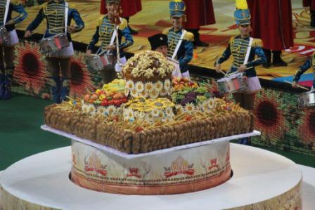 Праздник урожая-2013 в Баскет-холле