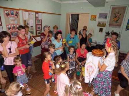 В Ловлинской отметили 80-летие Краснодарского края и 225-летие освоения казаками кубанских земель