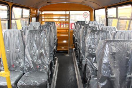 В трех школах Тбилисского района появились новые школьные автобусы