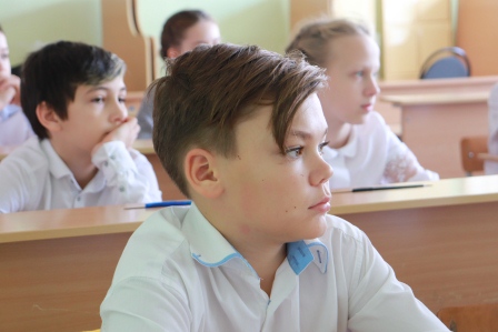 В День Неизвестного Солдата в школах района прошли уроки Памяти