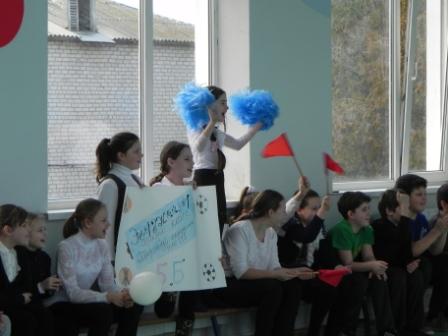 В пятой школе прошли соревнования «Вперед, мальчишки!»